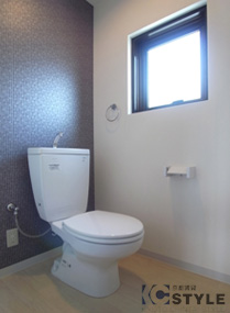 広く清潔感のあるトイレスペース